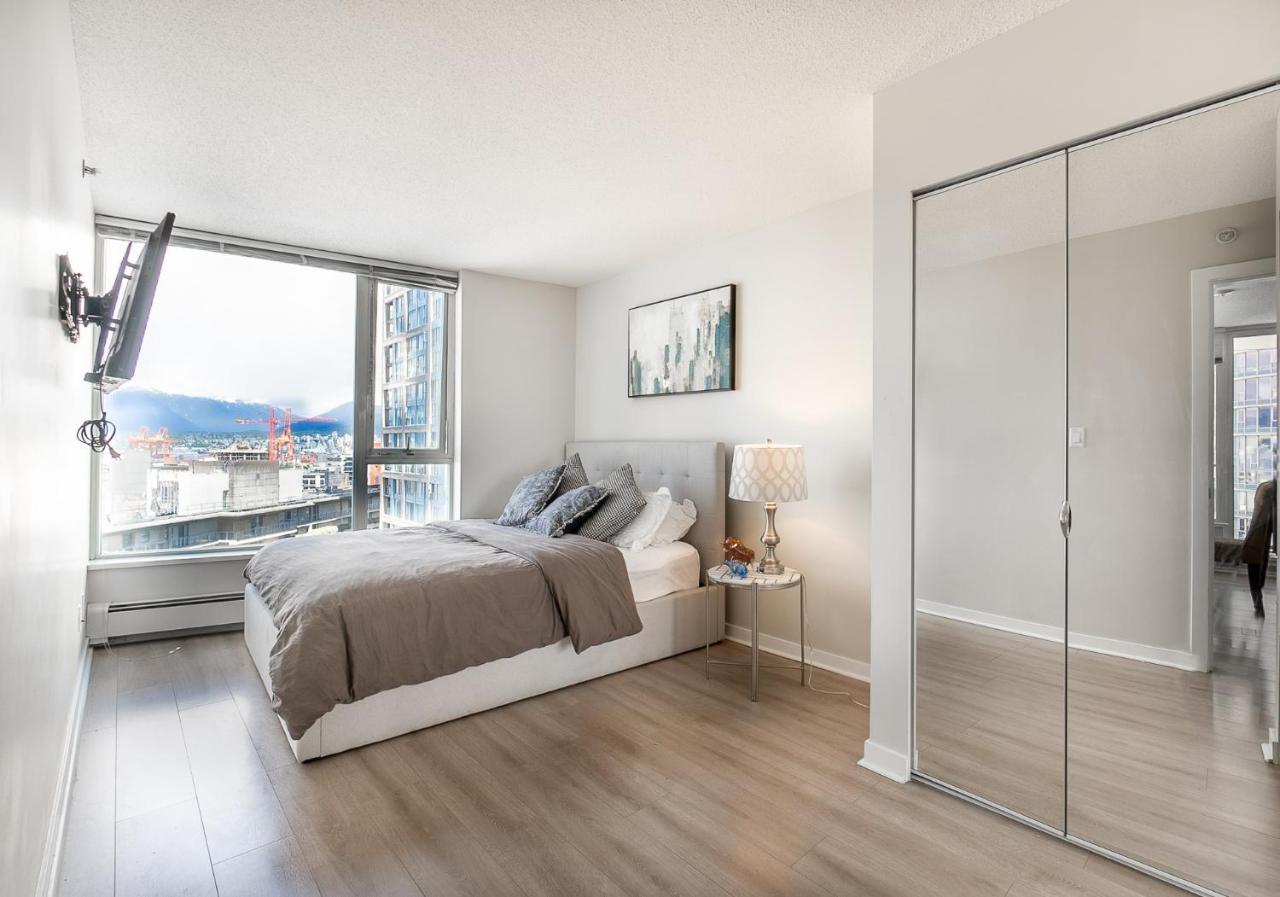 Stunning 2 Bedroom Condo With Downtown Views!!! Vancouver Dış mekan fotoğraf